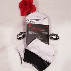 Marilyn Monroe Accessories - 💋Marilyn Monroe Soft Touch Low Cut Socks Marilyn Monroe Accessories - 💋Marilyn Monroe Soft Touch Low Cut Socks